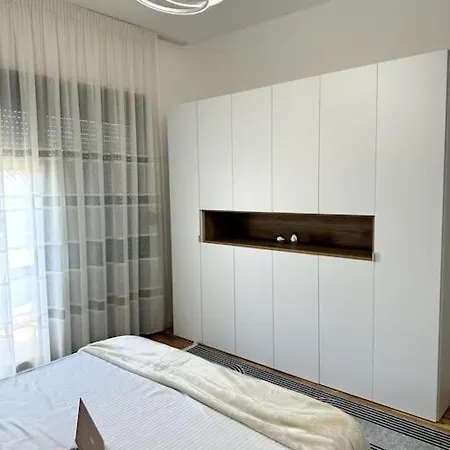 Apartament Sol - 2 Bedrooms Szkodra