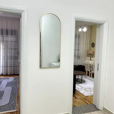 Sol - 2 Bedrooms Apartment Shkoder