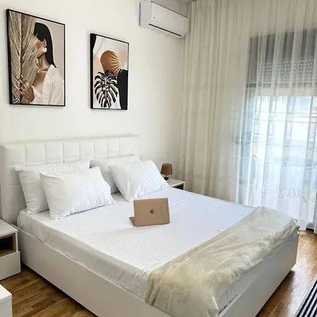Apartment Sol - 2 Bedrooms Shkoder