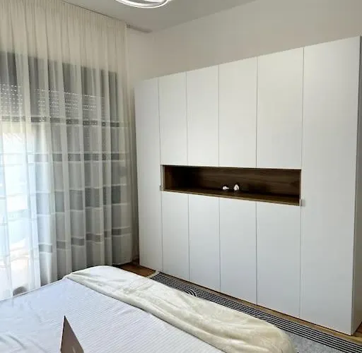 Daire Sol - 2 Bedrooms Shkodër